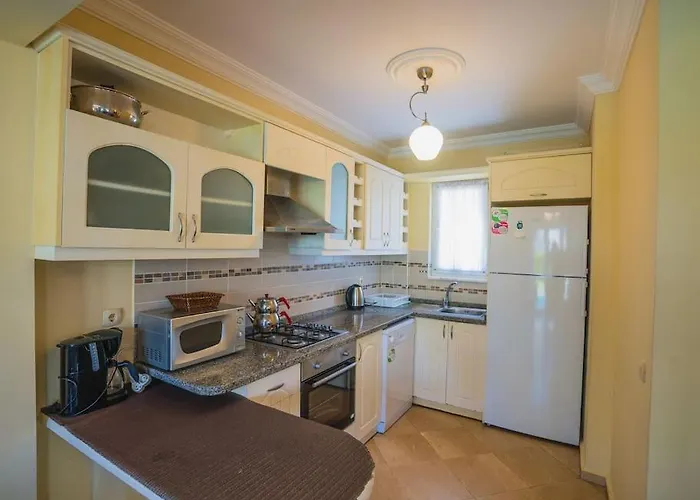 Calis'ta Denize Sifir 8 Kisilik Pearl 9 Vila Fethiye