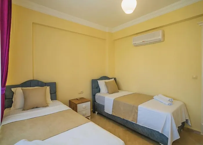 Calis'ta Denize Sifir 8 Kisilik Pearl 9 Vila