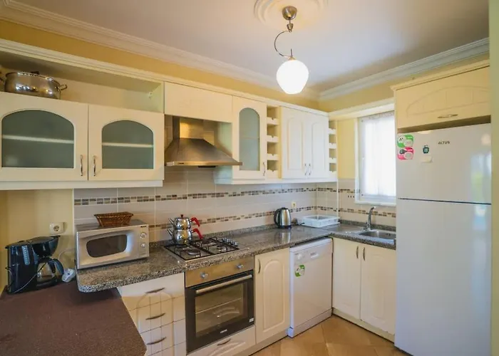 Calis'ta Denize Sifir 8 Kisilik Pearl 9 Vila Fethiye