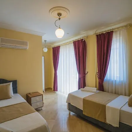 Calis'ta Denize Sifir 8 Kisilik Pearl 9 빌라 페티예