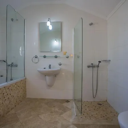 Calis'ta Denize Sifir 8 Kisilik Pearl 9