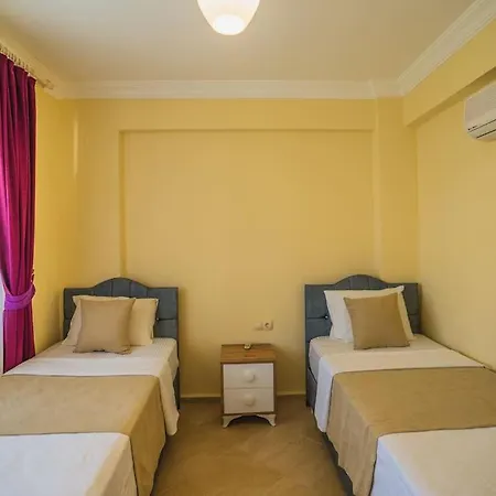 Calis'ta Denize Sifir 8 Kisilik Pearl 9 Fethiye