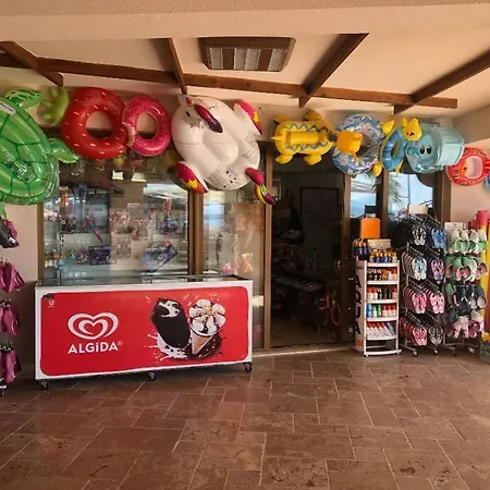 Calis'ta Denize Sifir 8 Kisilik Pearl 9 빌라 페티예