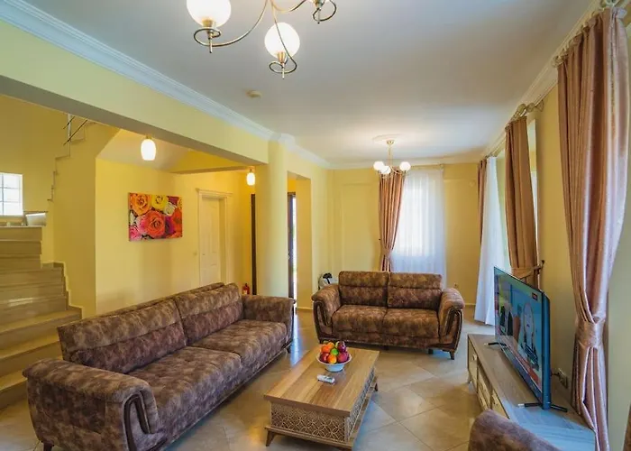 Calis'ta Denize Sifir 8 Kisilik Pearl 9 Villa *