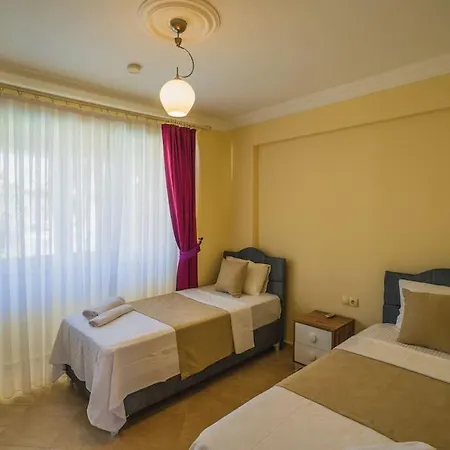 Calis'ta Denize Sifir 8 Kisilik Pearl 9 Fethiye