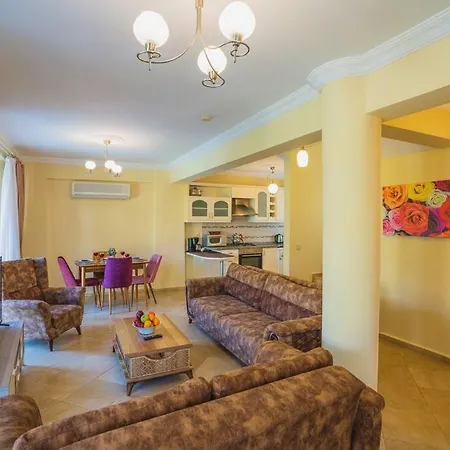 Calis'ta Denize Sifir 8 Kisilik Pearl 9 Villa *